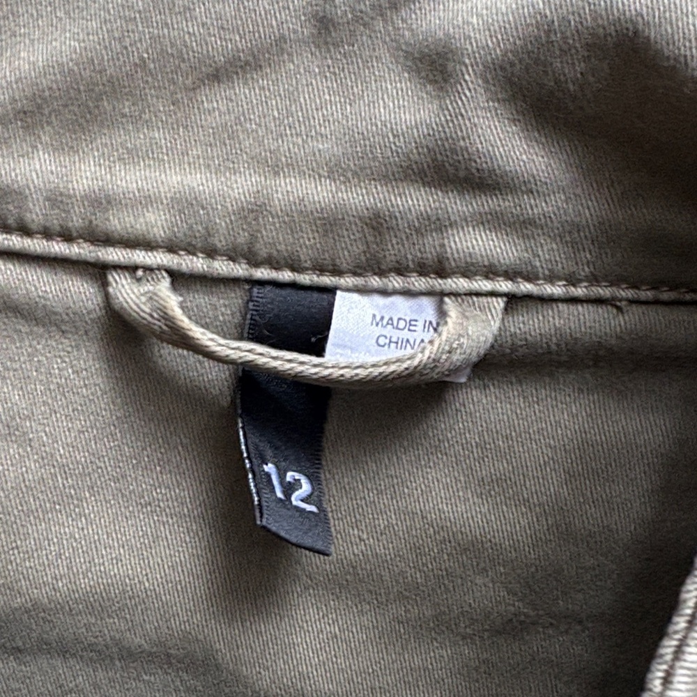Chic Military Jacket - Picture 2 of 6